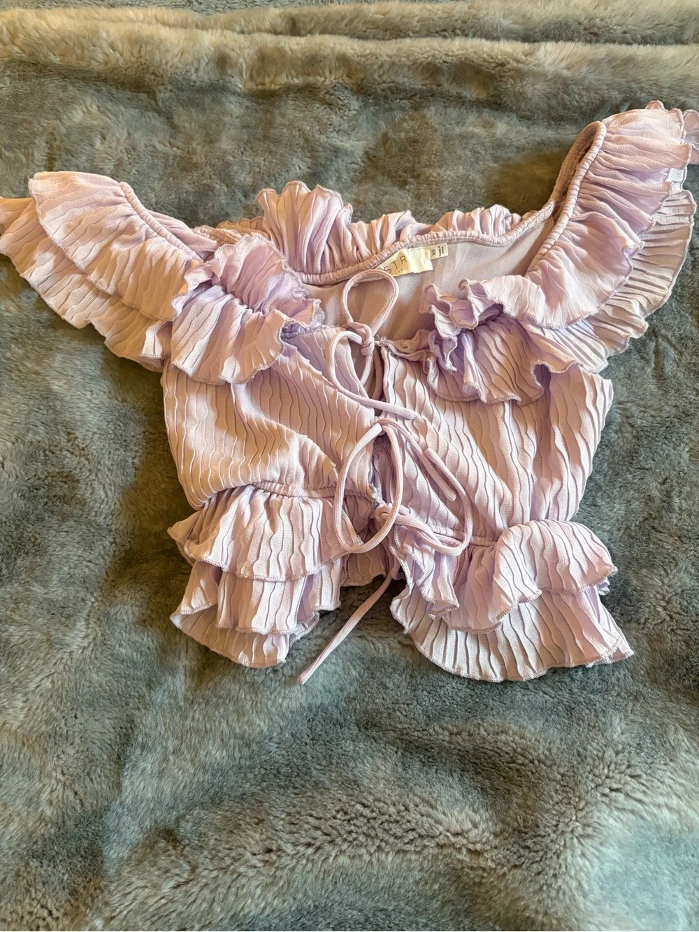 ASTR the label lavender Ruffle Tie-Front Crop Top size #xs - Picture 1 of 4
